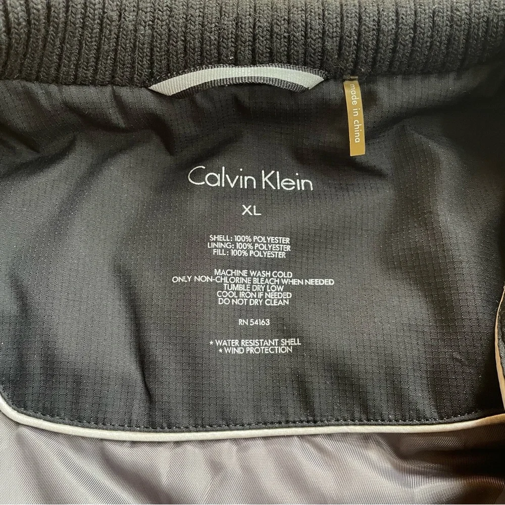 Calvin Klein Quilted Bomber Jacket Men's XL Black Full Zip Pockets Rib Knit Trim - Picture 5 of 7